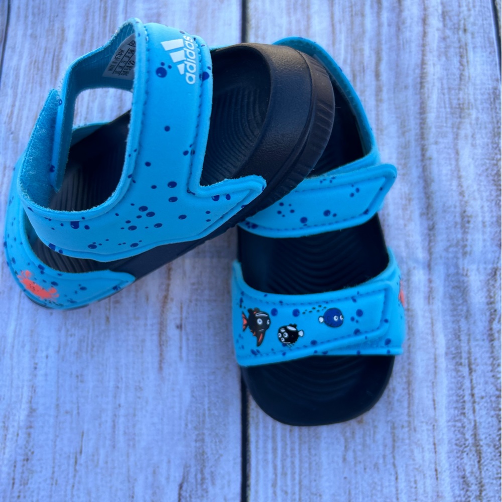 Gently used Adidas ALTASWIM Toddler Hook & Loop/Strappy Blue Sandals Size 5.5